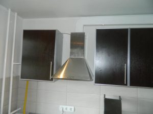 Установка вытяжки на кухне в Ростове