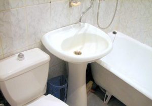 Установка раковины тюльпан в ванной в Ростове